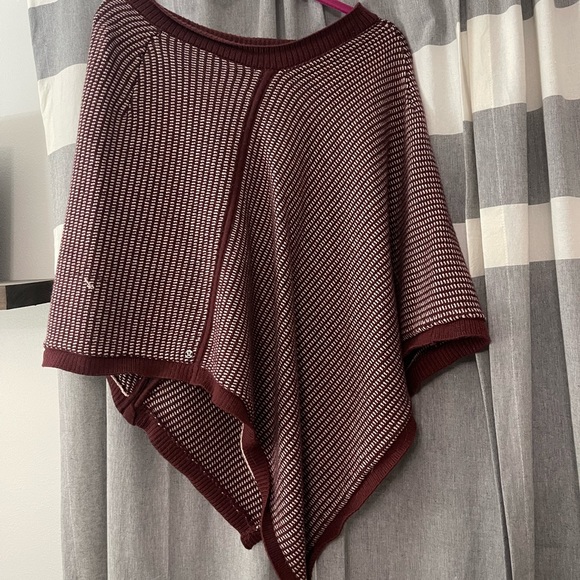 Lululemon knit poncho - Picture 3 of 5